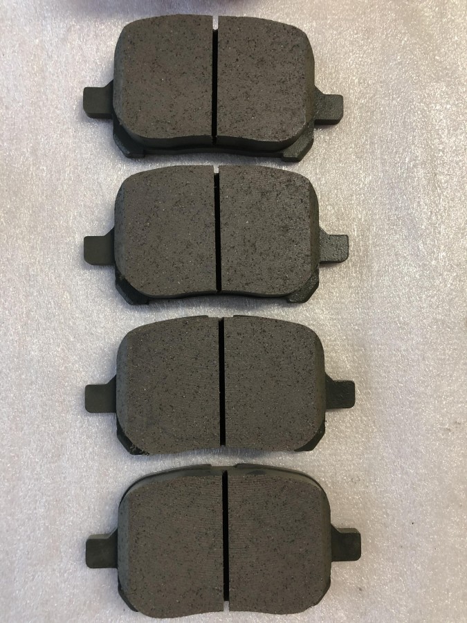 Колодки тормозные передние TOYOTA CAMRY V20 0446533130