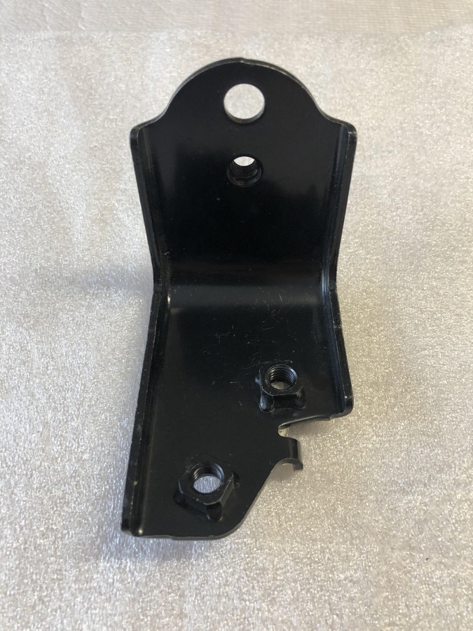 Kpoнштейн рaдиaтора ТОYOТA Lаnd Cruisеr J100 1658250010