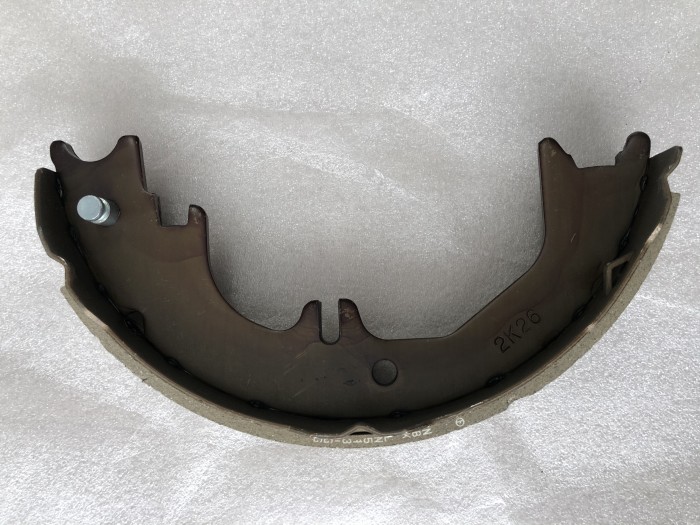 Колодка стояночного тормоза TOYOTA LAND CRUISER 80 4654060030