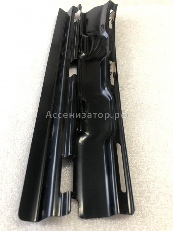 Крепеж TOYOTA Corolla E95 5253512040