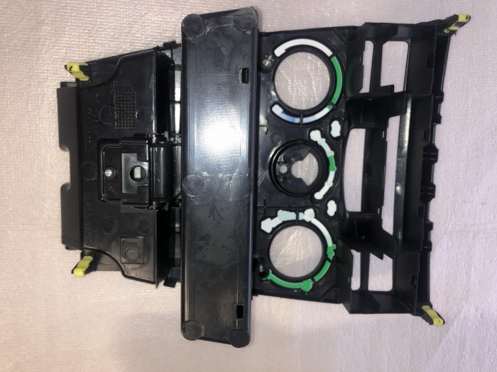 Панель приборов ЦЕНТРАЛЬНАЯ TOYOTA COROLLA E12 2001-2006 5542002140B1