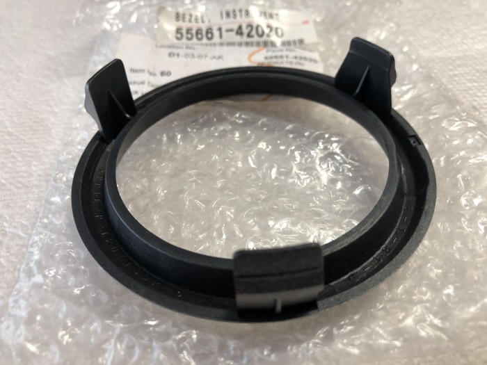 Окантовка воздуховода TOYOTA RAV4 A20 5566142020