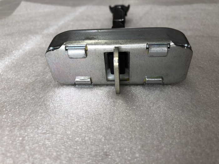 Ограничитель задней левой двери Toyota Corolla Verso AUR10 2004-2007 6864064010