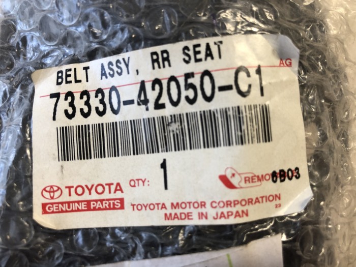Ремень безопасности TOYOTA RAV 4 CA20 2000-2005 7333042050C1
