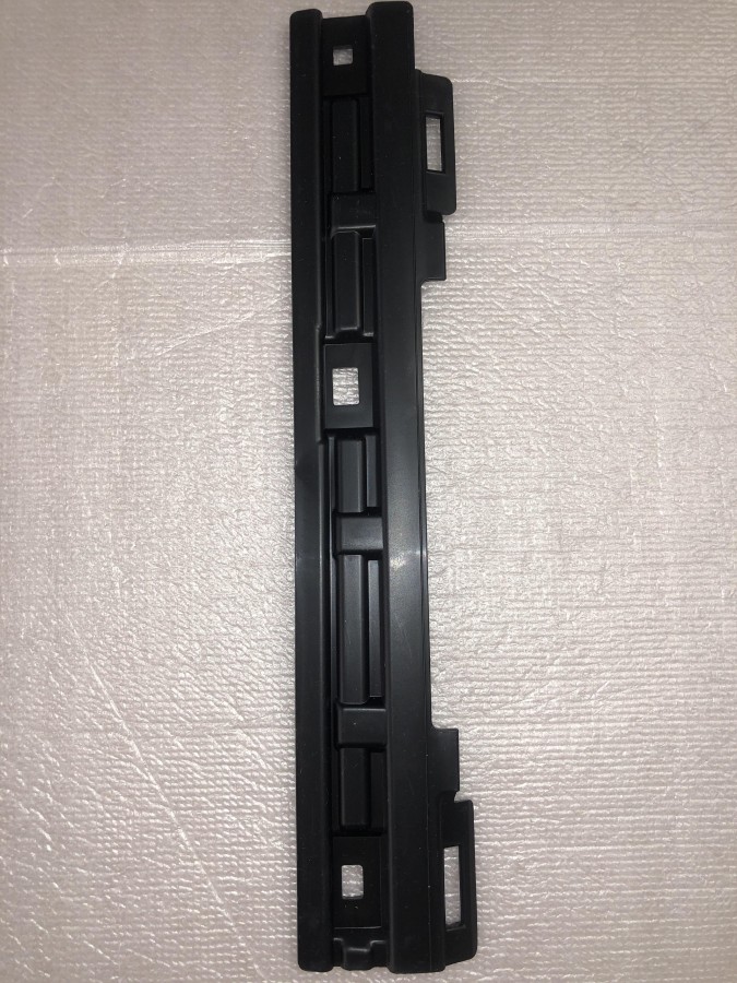 Молдинг планка поясная TOYOTA 7573360010