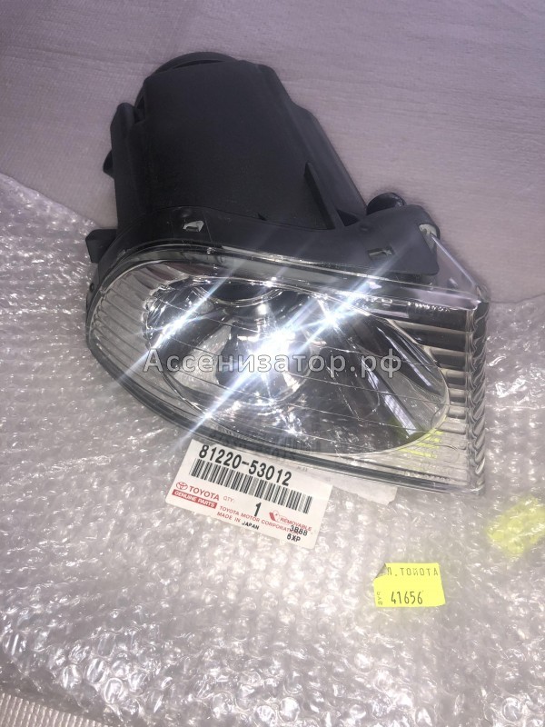 Фара противотуманная левая 1999-2005 Lexus IS 200 8122053012