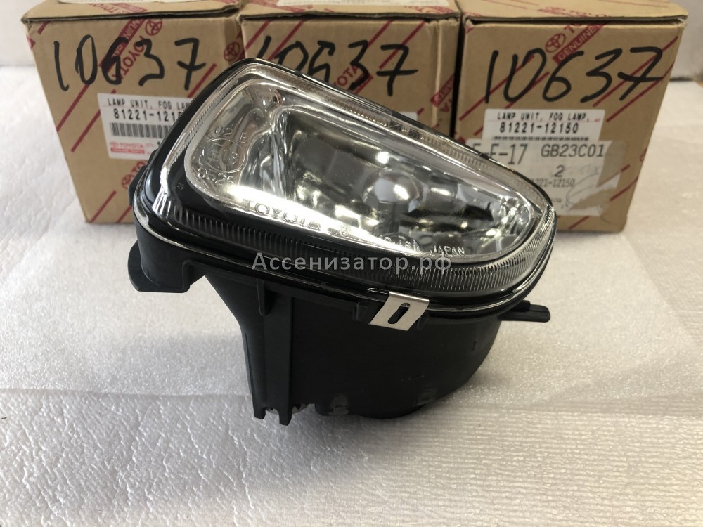 Фара противотуманная левая TOYOTA COROLLA E112 1997-2001 8122112150