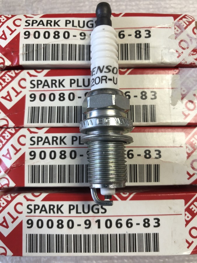 Свеча зажигания TOYOTA 900809106683