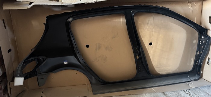 Боковина кузова левая Peugeot 307 8501A6