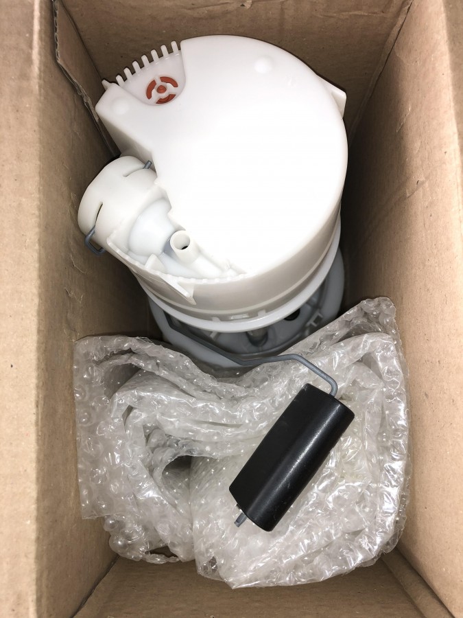 Насос топливный электрический CITROEN PEUGEOT 1525T9