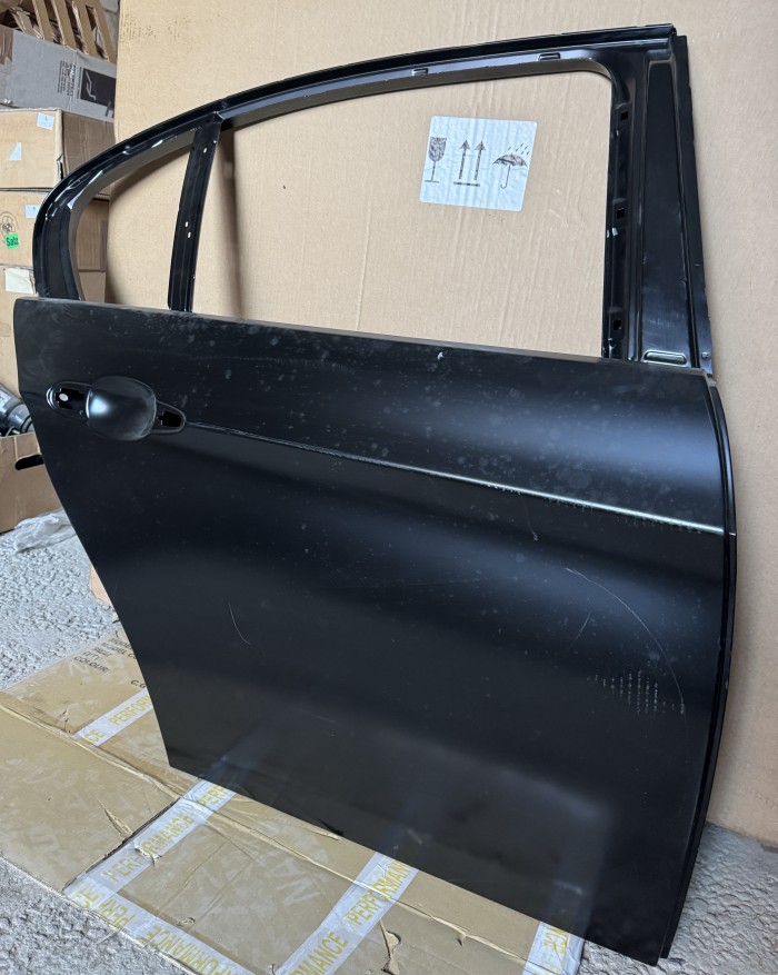 Дверь задняя правая Bmw 3-Series E90 2005-2012 41527152990