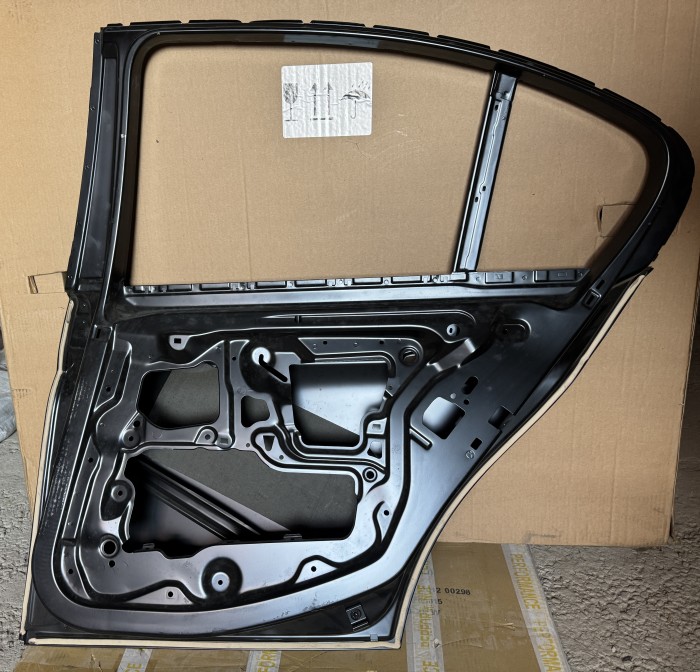 Дверь задняя правая Bmw 3-Series E90 2005-2012 41527152990