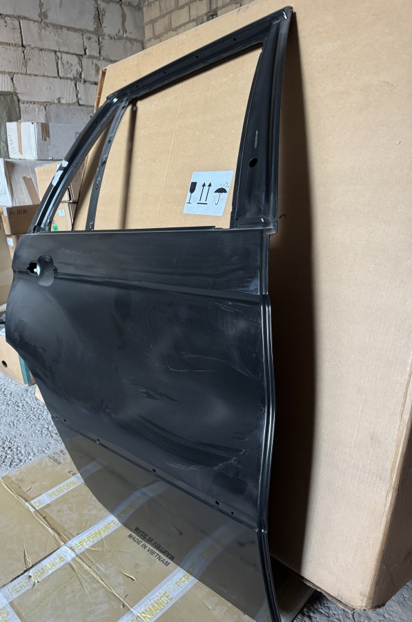 Дверь новая задняя правая Bmw X5 E53 41528256828