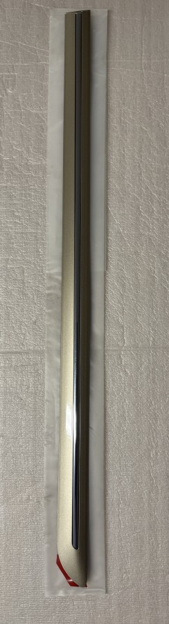 Молдинг задней левой двери TOYOTA CAMRY V30 7574233180E0