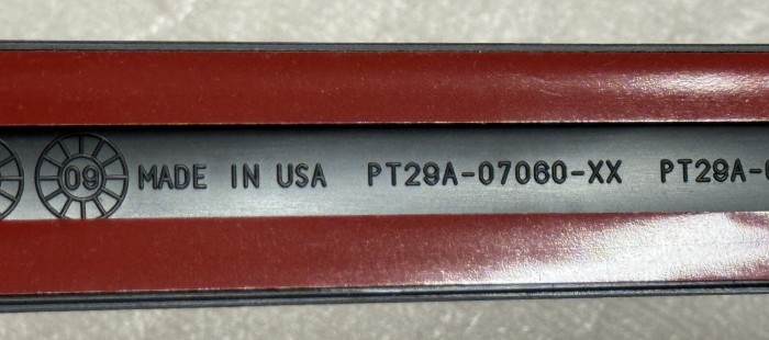 Накладки на двери правые TOYOTA CAMRY V40 PT29A07060RK